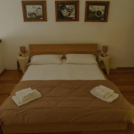 Nice One Bedroom In Historical Building Florencia Exterior foto