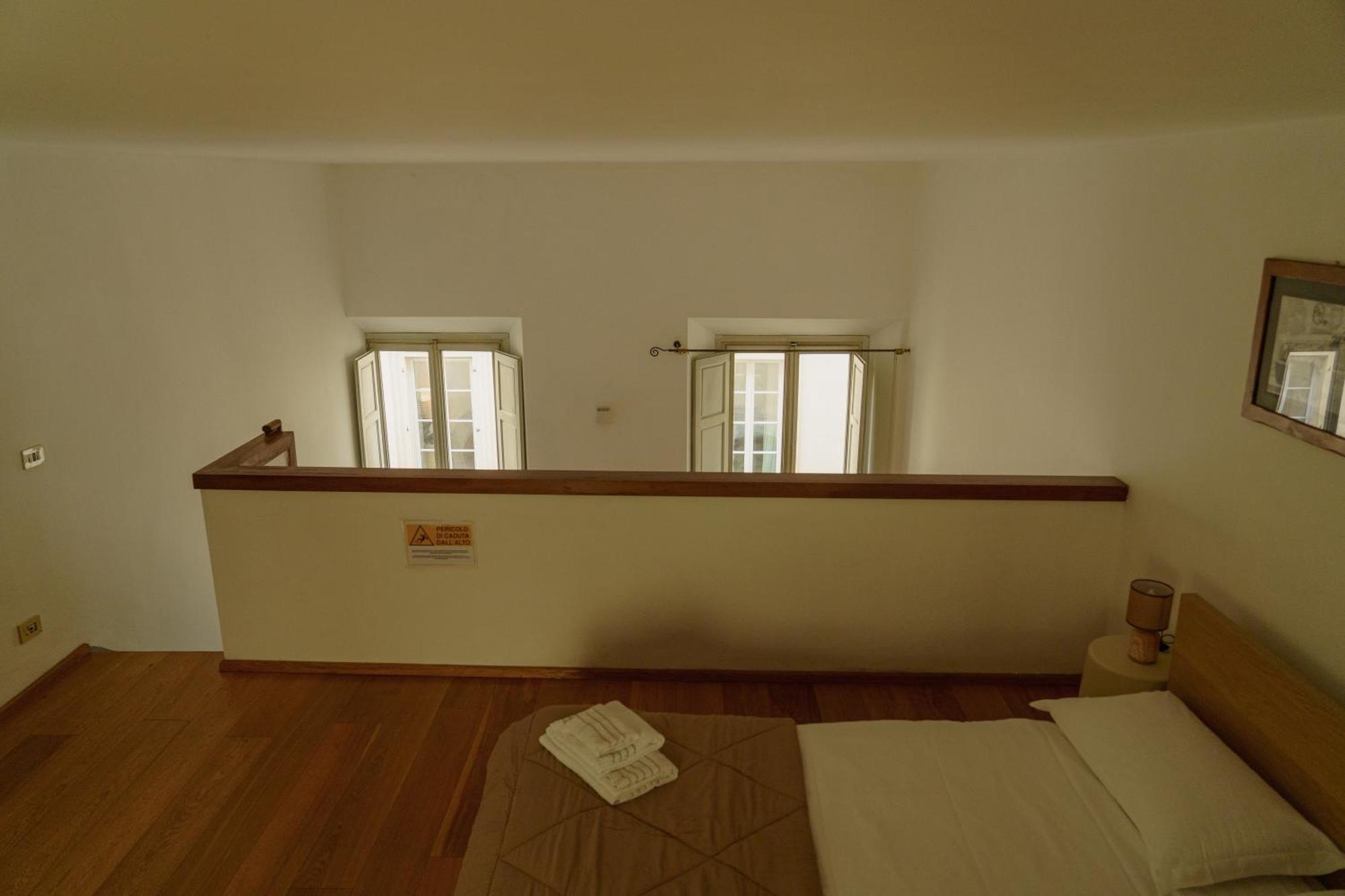 Nice One Bedroom In Historical Building Florencia Exterior foto
