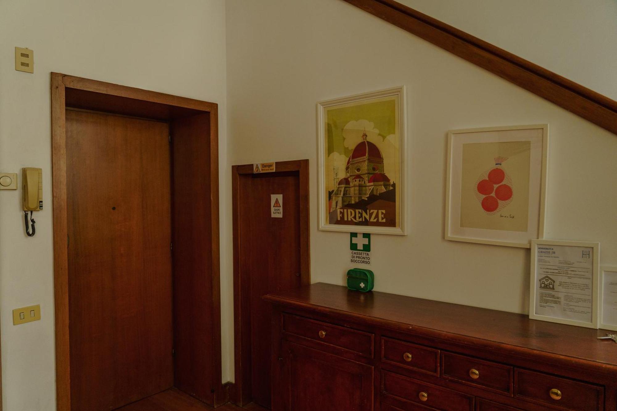 Nice One Bedroom In Historical Building Florencia Exterior foto